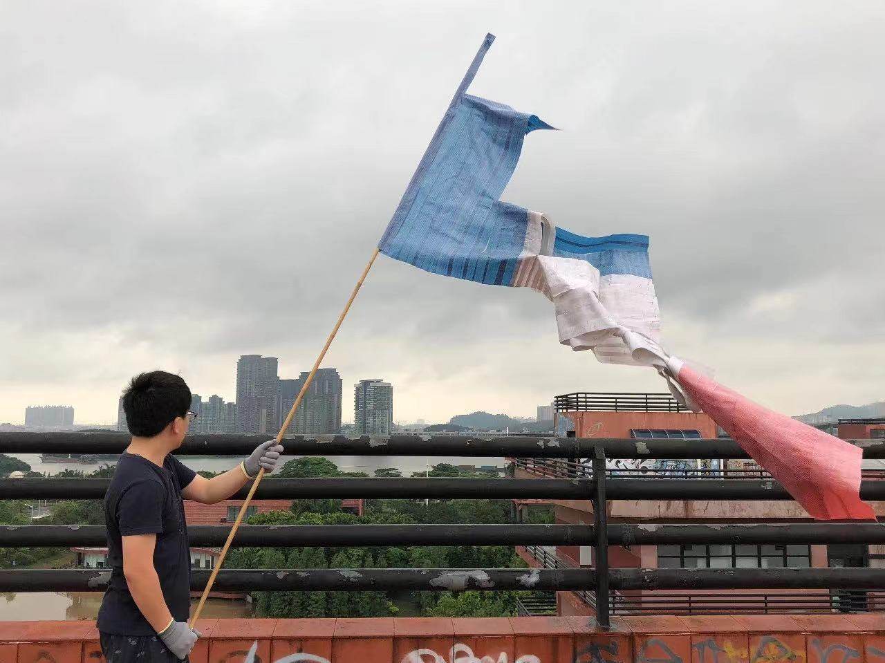 介乎法国与旺角的诗意 / Between France and the poetry of Mong Kok